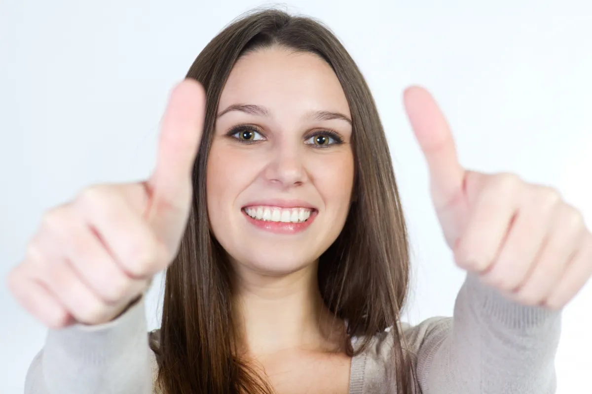 Sorriso Branco e Saudável Eleva a Auto Estima